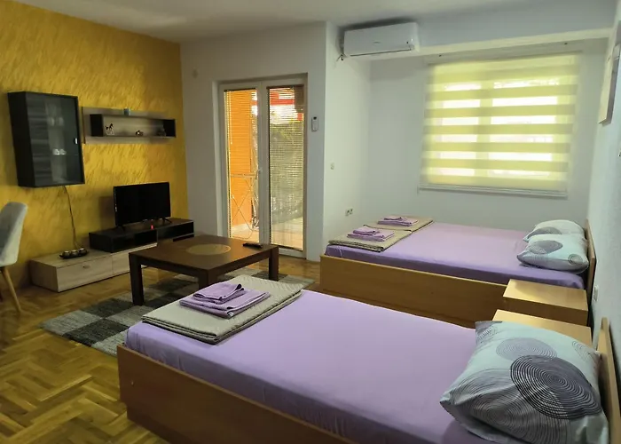 Elena Luka Apartment