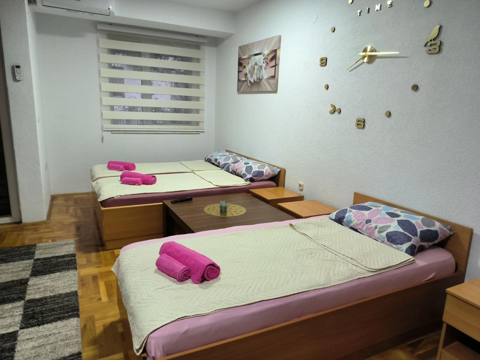 Elena Luka Apartment *